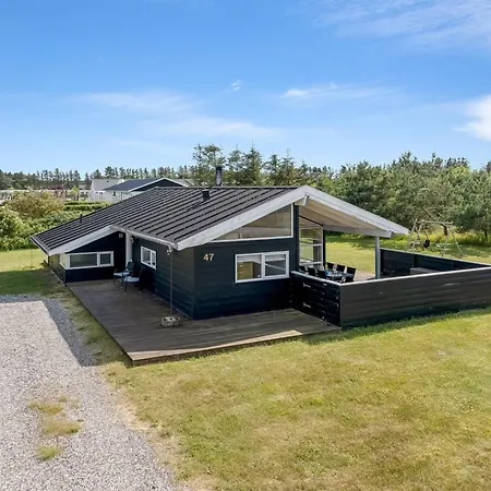 Holiday home Vaula - 800m From The Sea By Interhome *
